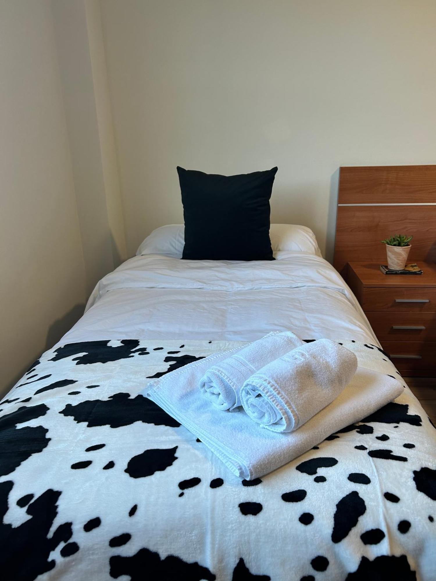 Bicis & Vacas 호텔 La Pola de Gordon 외부 사진